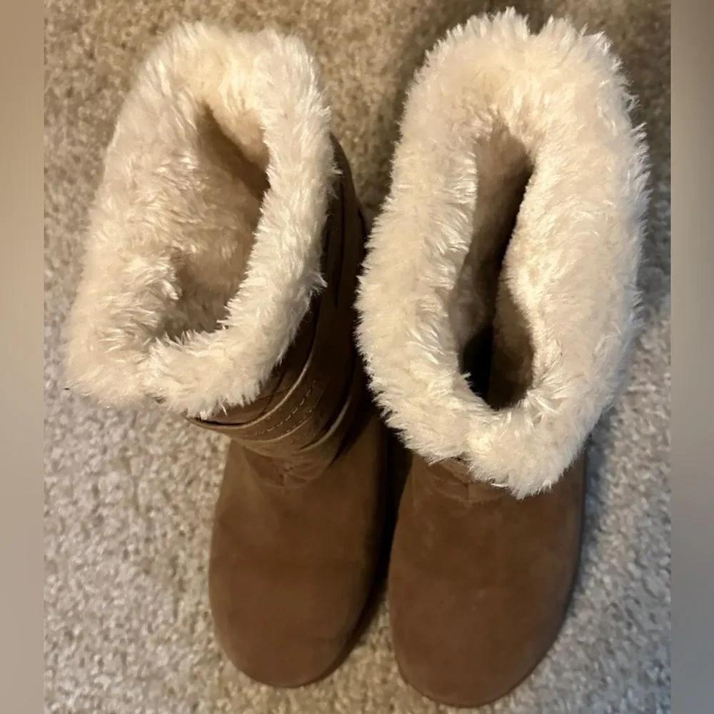 G by Guess Babez Tan Ankle Faux Fur Winter Boots Women's Sz 7.5